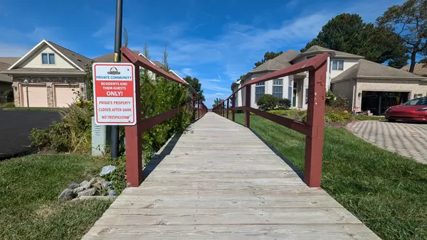 Bay Colony Boardwalk Access