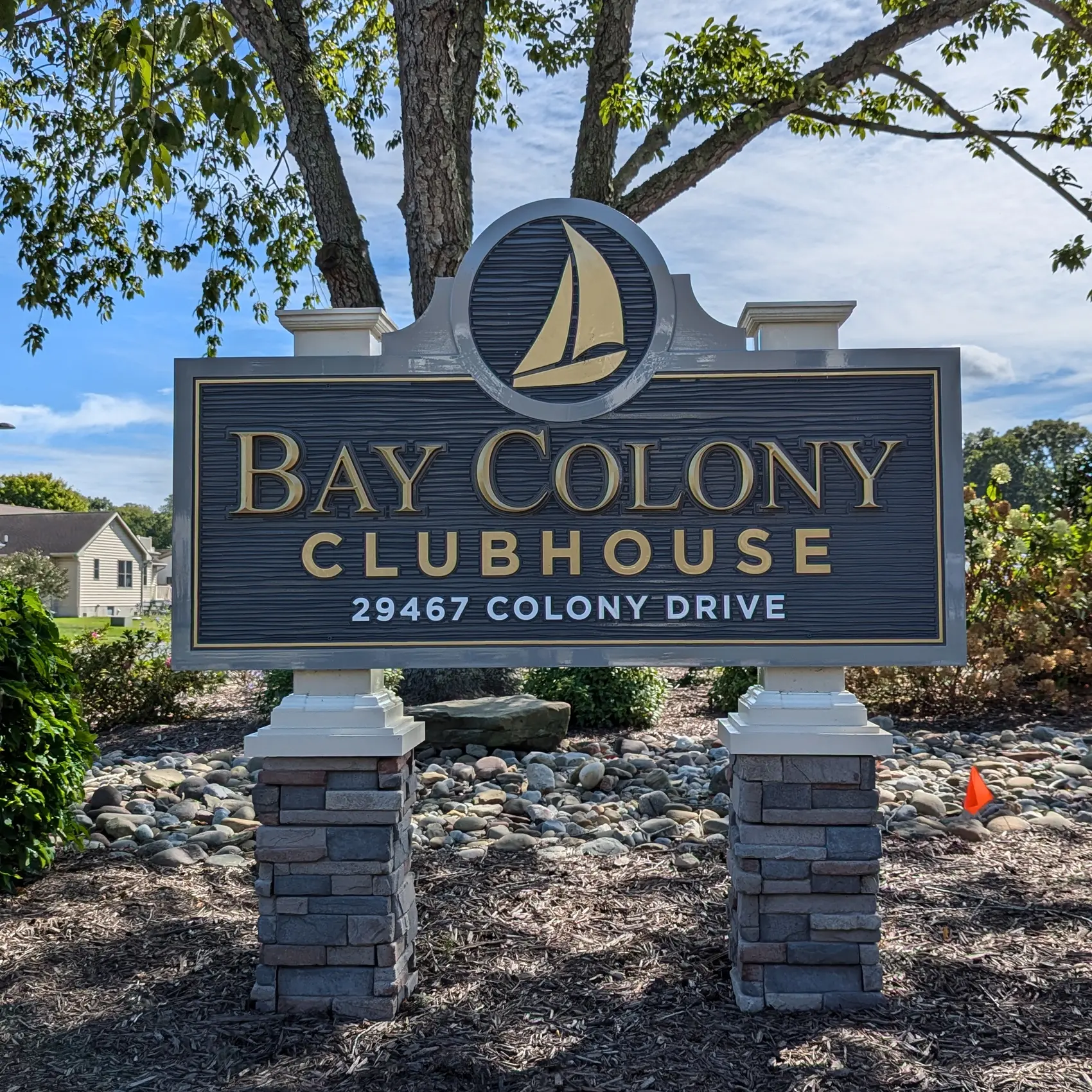 Bay Colony Clubhouse Sign