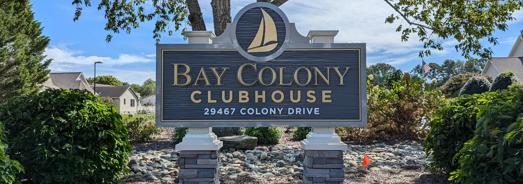 Bay Colony Clubhouse Sign