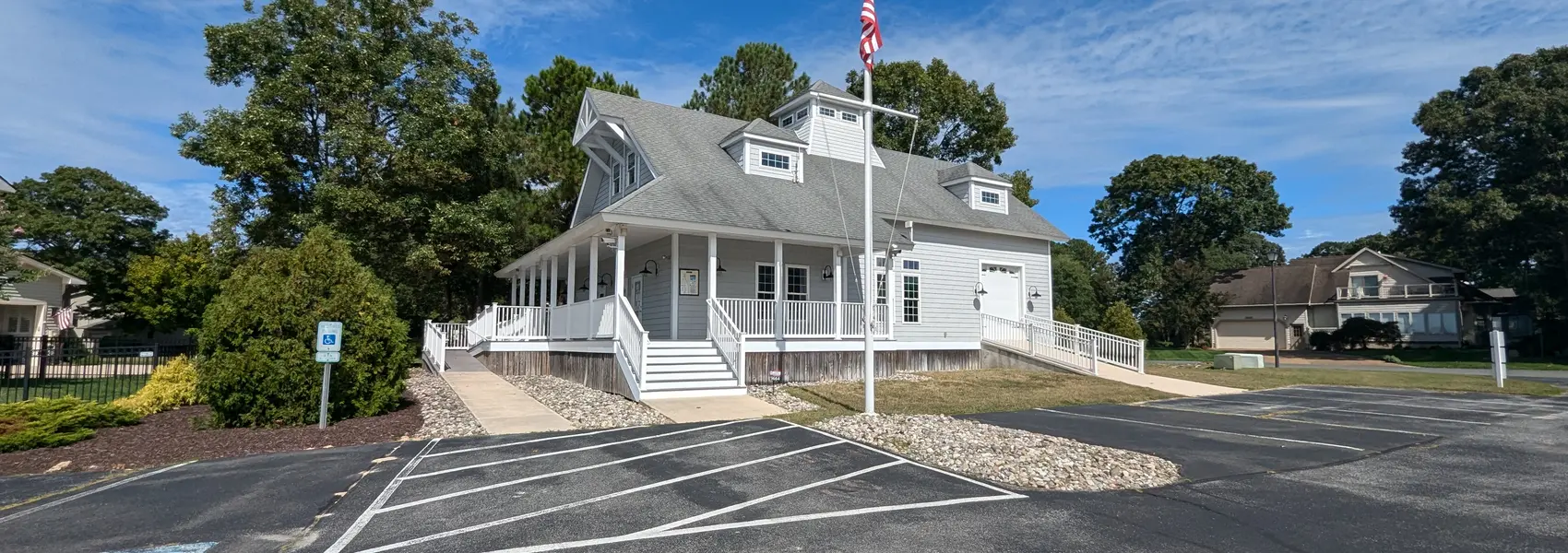 Bay Colony Marina Boathouse